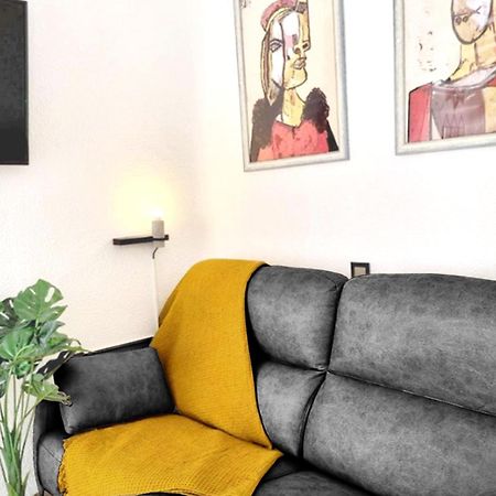 Mi Casa Own Entrance, Memorable, Exceptional Apartment Санта Пола Екстериор снимка
